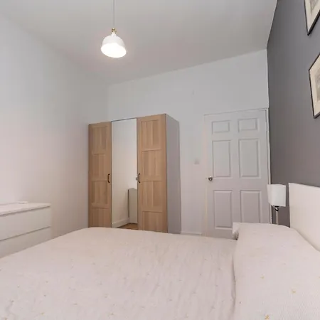 Trendy Waterfront With A Striking View Appartement