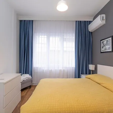 Trendy Waterfront With A Striking View Apartamento *