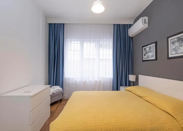 Trendy Waterfront With A Striking View Appartement *